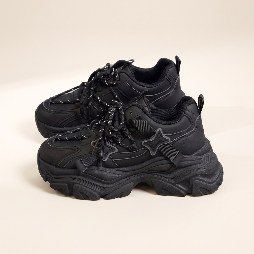 Star Patch Chunky Platform Trainers