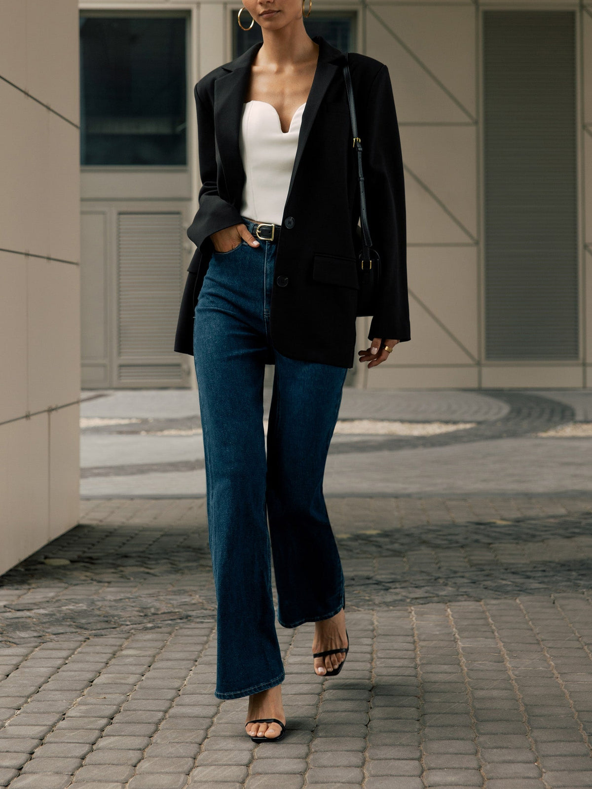 Black Single-Breasted Suit Blazer - Tailored Fit