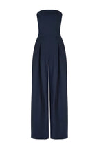 Strapless Jumpsuit with Wide Legs & Defined Waist – Elegant All-In-One