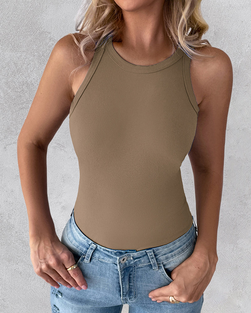 Round Neck Sleeveless Basic Slim Fit Tank Top | Meave & Ivy