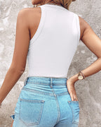 Round Neck Sleeveless Basic Slim Fit Tank Top | Meave & Ivy