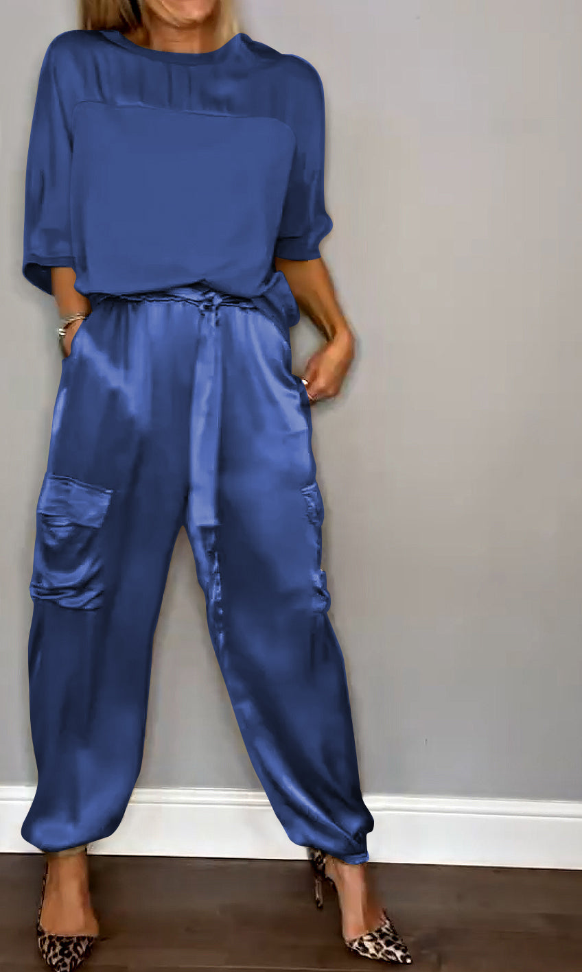 Women's Relaxed Cargo Trouser Set – Short-Sleeve Top