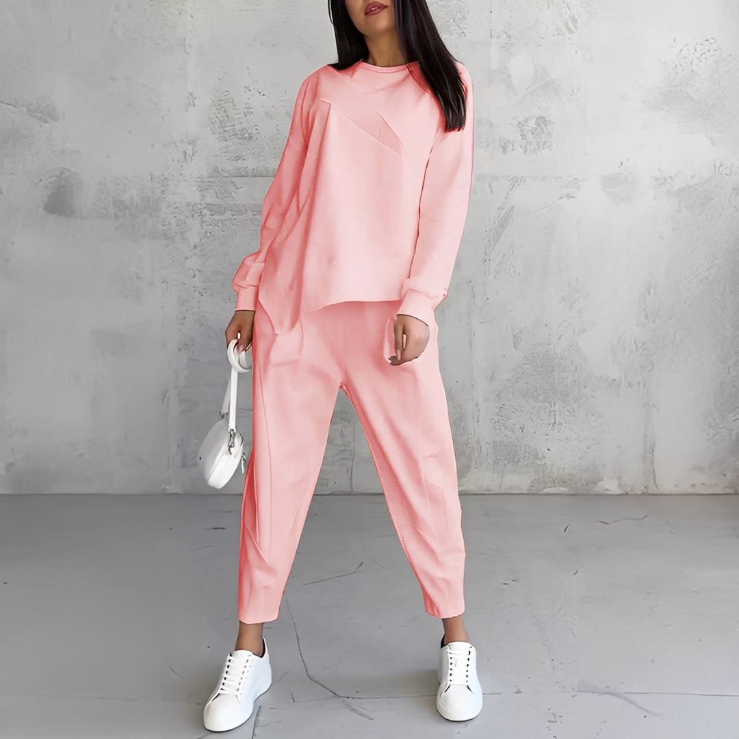 Women's Relaxed Crew-Neck Long-Sleeve Top and Tapered Trousers Set