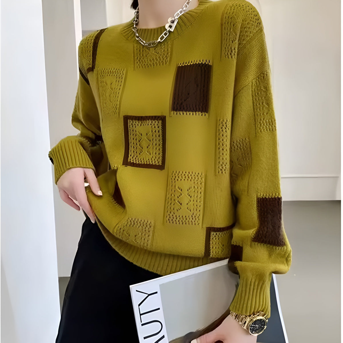 Women's Printed Crew-Neck Sweater – Soft Relaxed Knit