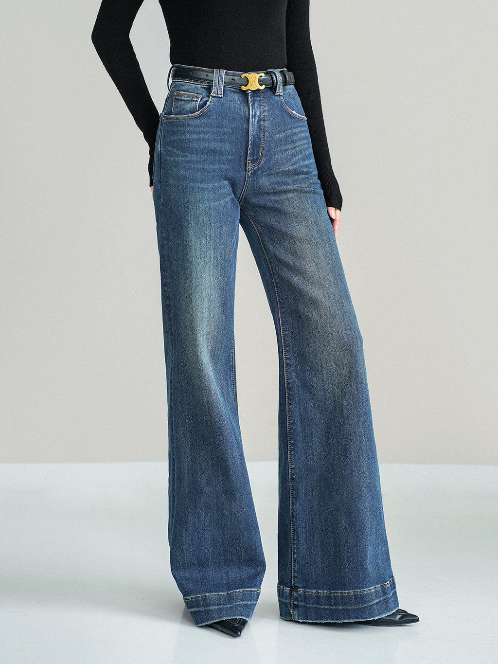 Mid-Waist Bootcut Jeans - Classic Blue Denim