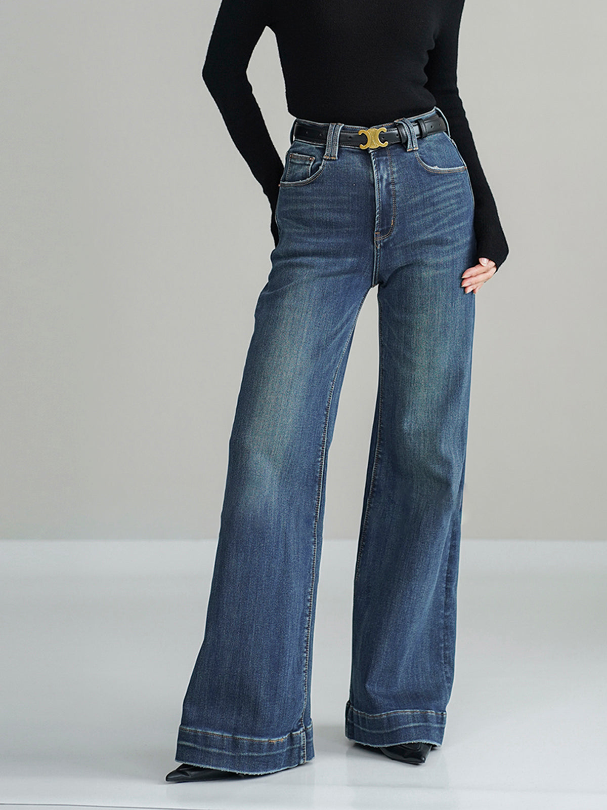 Mid-Waist Bootcut Jeans - Classic Blue Denim