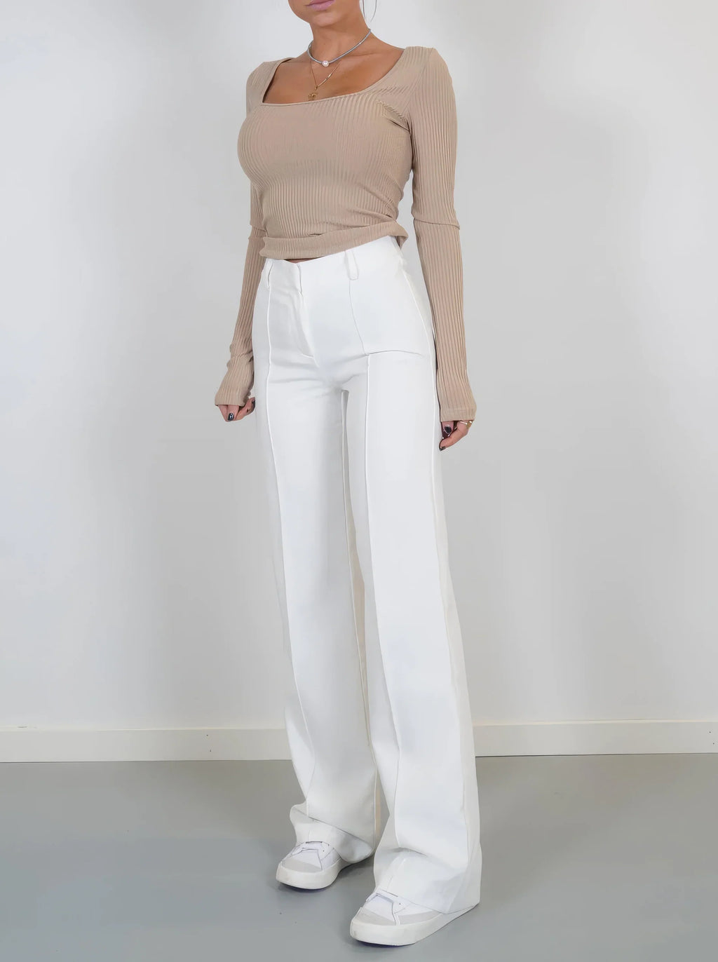High Waist Wide Leg Trousers – Elegant Tailored Trousers