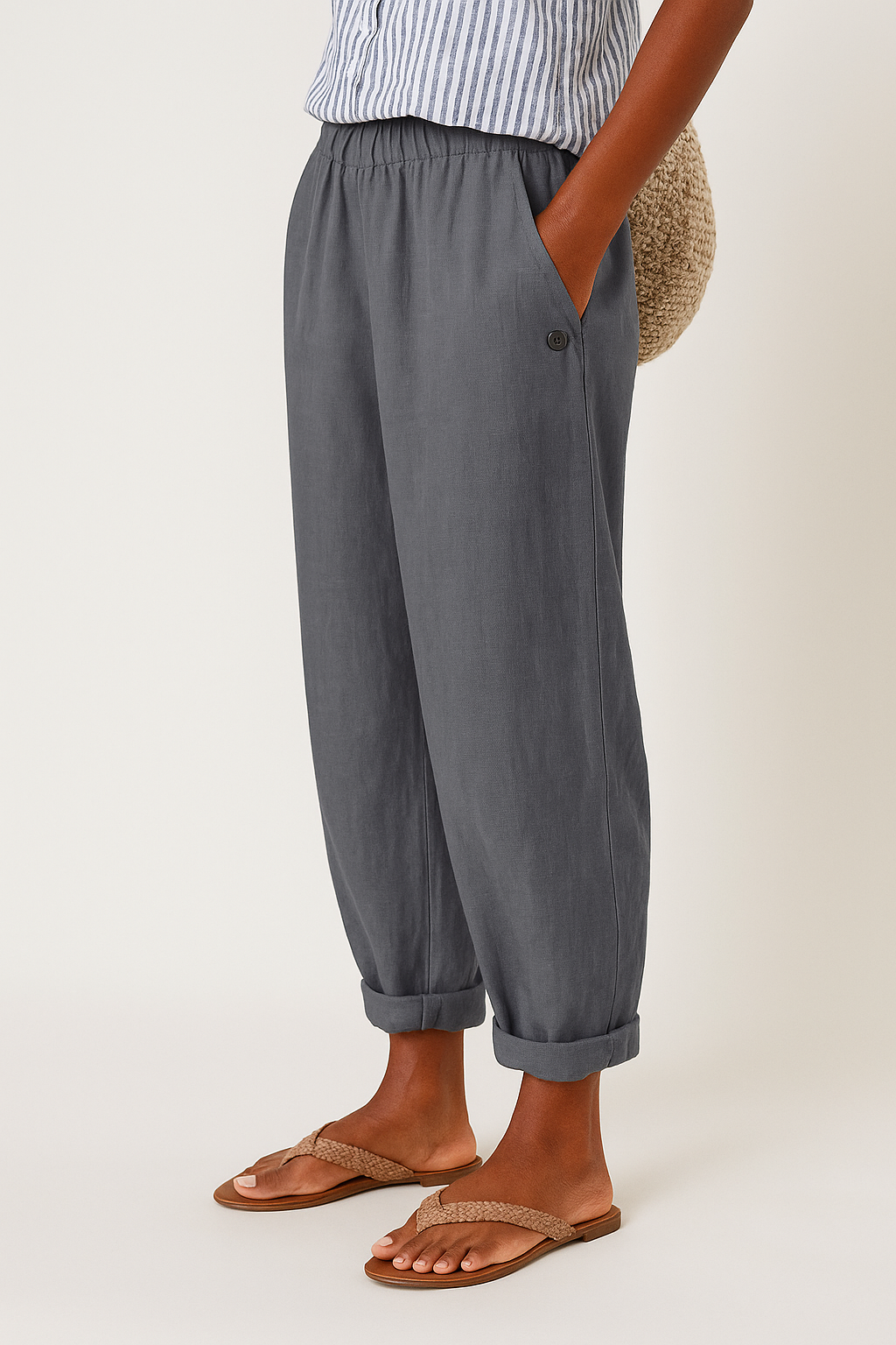 Relaxed Linen Trousers with Side Pockets
