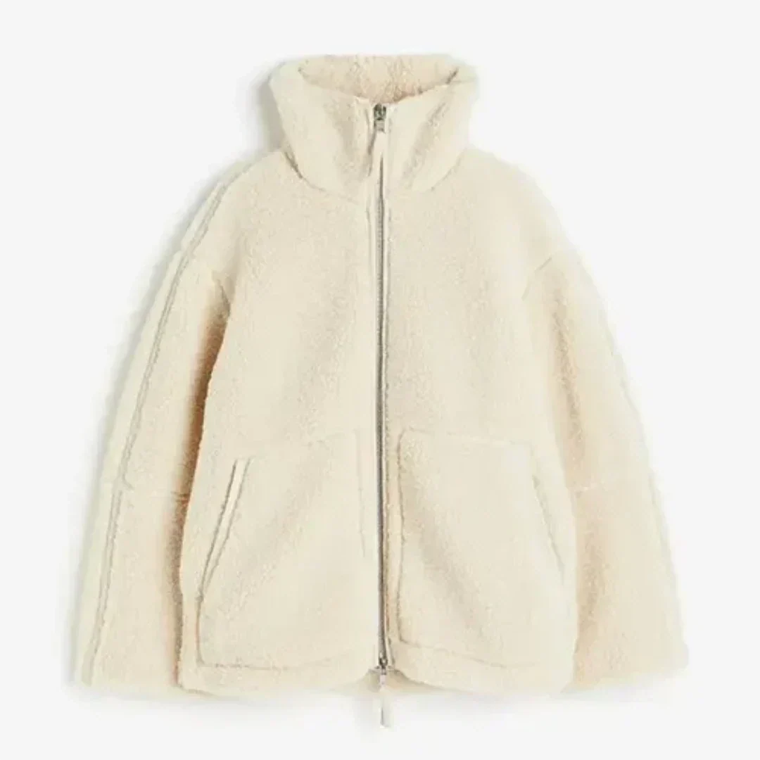 Women's Oversized Teddy Fleece Zip-Up Jacket with High Collar and Patch