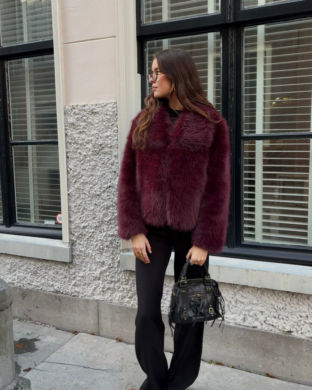 Faux Fur Winter Coat with Wide Collar – Soft Luxury Coat
