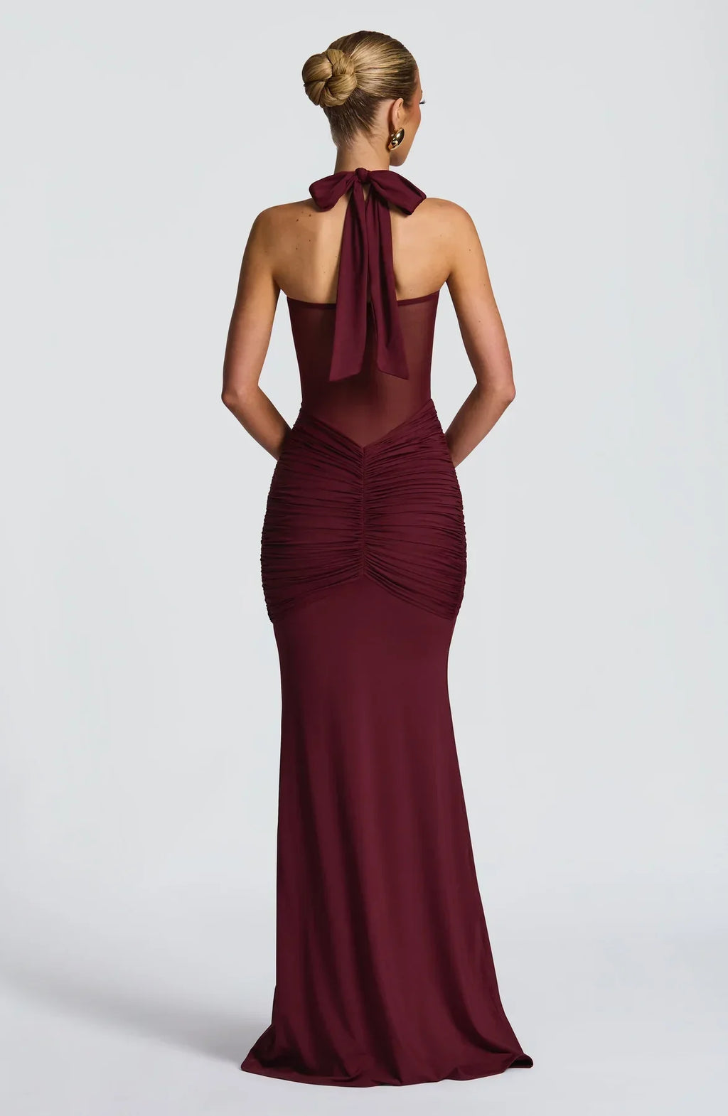 Hourglass Evening Dress – Sculpted Fitted Silhouette