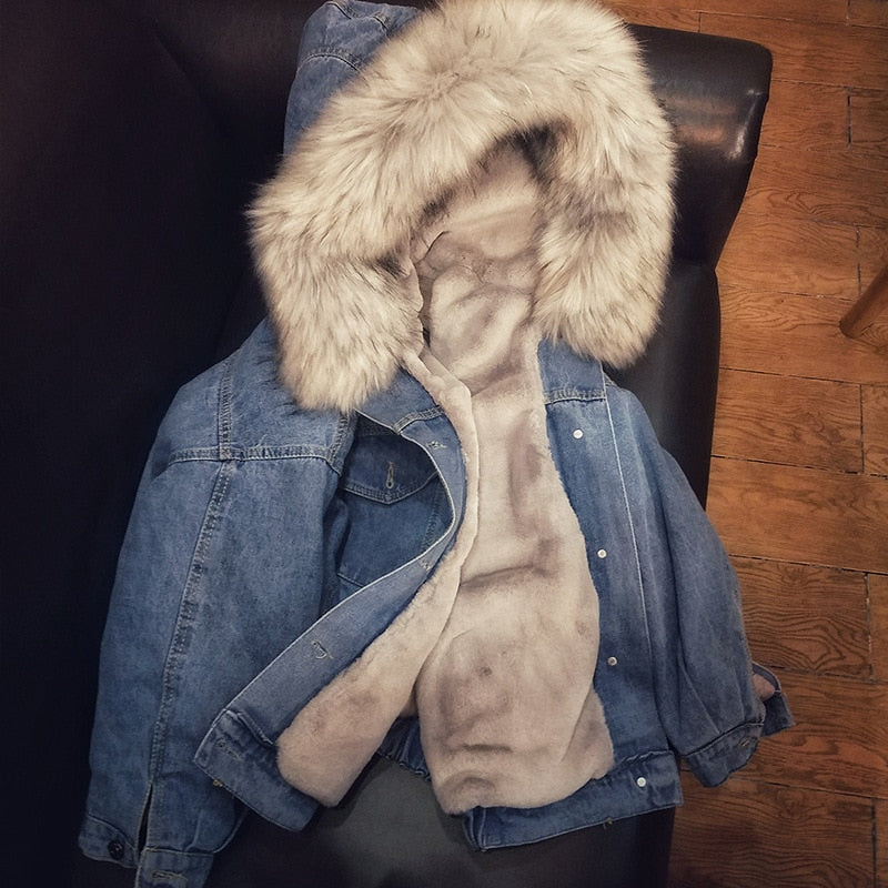 Women's Plush-Lined Denim Jacket with faux fur-Trimmed Hood and Chest