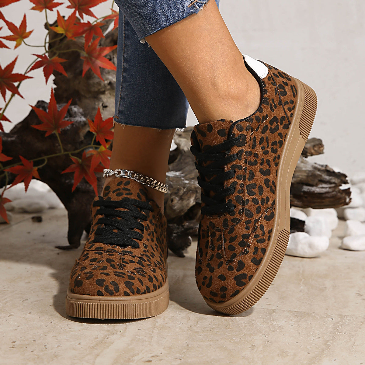 Women's Printed Low-Top Trainers with Lace-Up Fastening