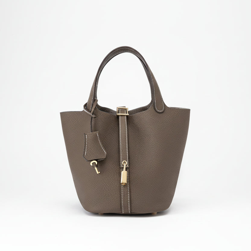 Structured Basket Handbag with Twist Lock – Faux Leather Bucket Bag