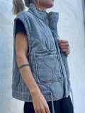 Vintage-Style Quilted Gilet – Oversized High Collar