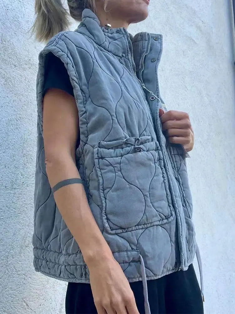 Vintage-Style Quilted Gilet – Oversized High Collar