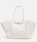 Luxury Tote Bag with Gold Clasp – Timeless Structured Handbag
