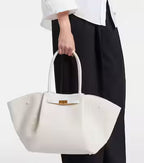 Luxury Tote Bag with Gold Clasp – Timeless Structured Handbag