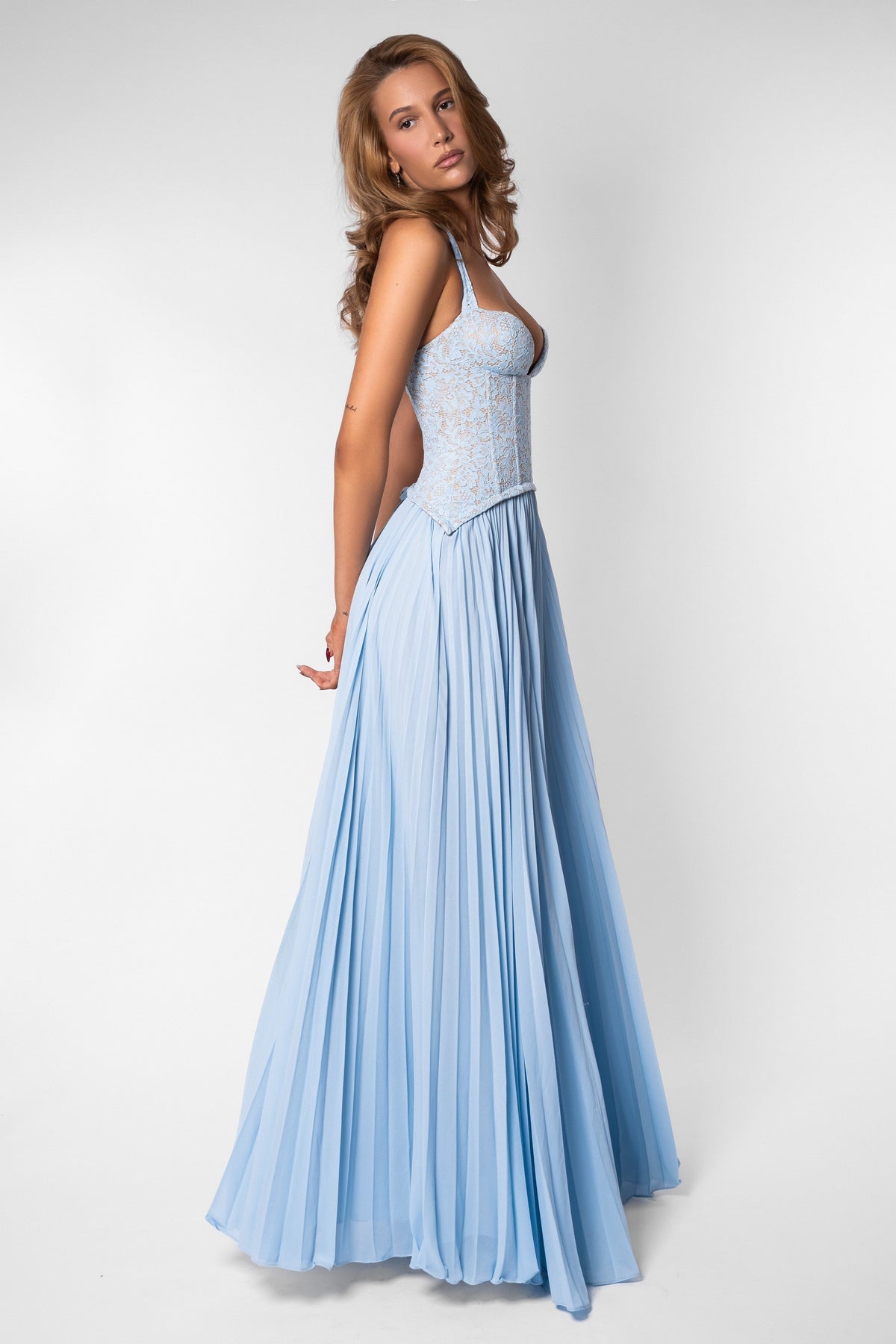 Sweetheart Lace Chiffon Pleated Maxi Dress