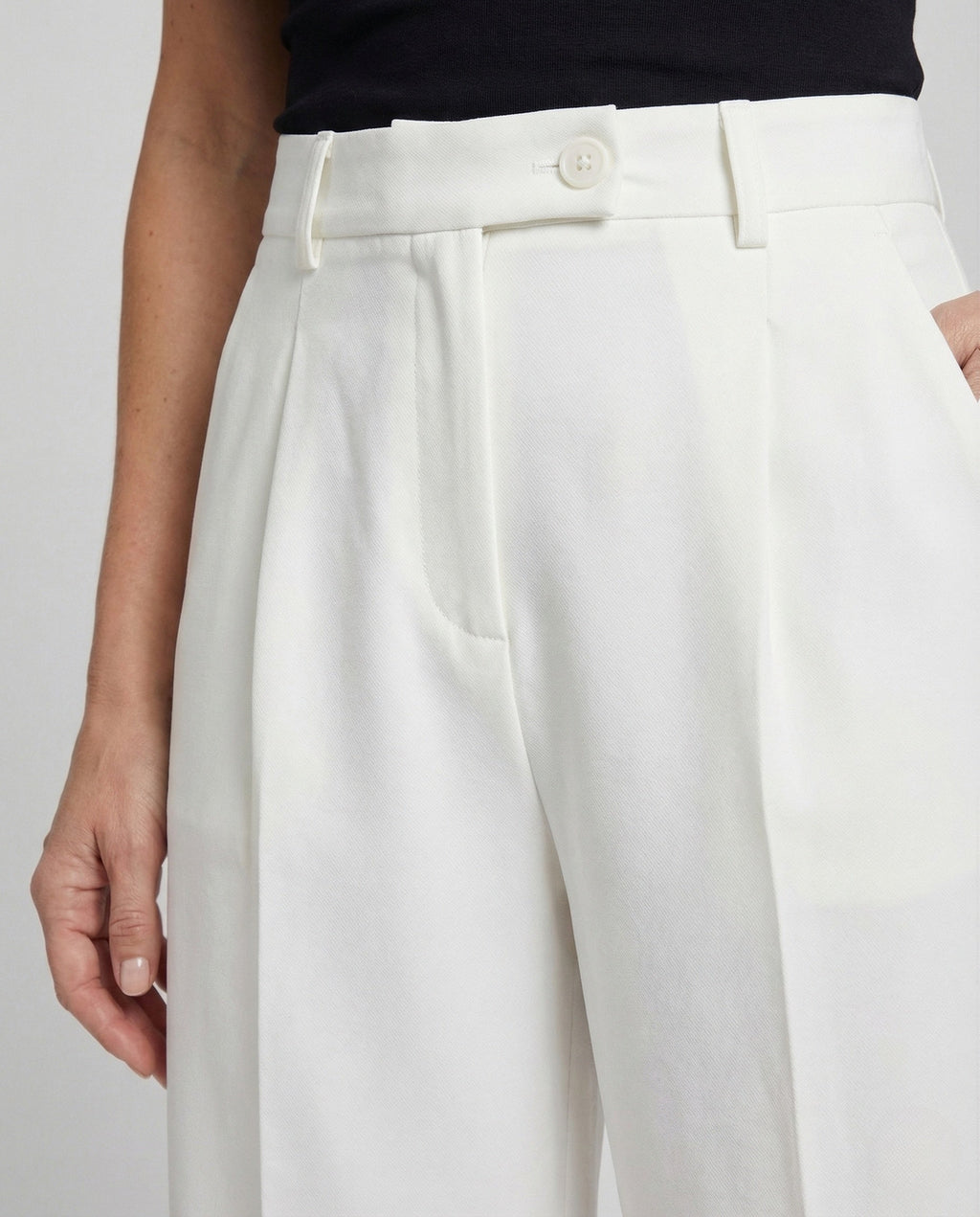 Women's Pleated Wide Leg Trousers with Belt Loops
