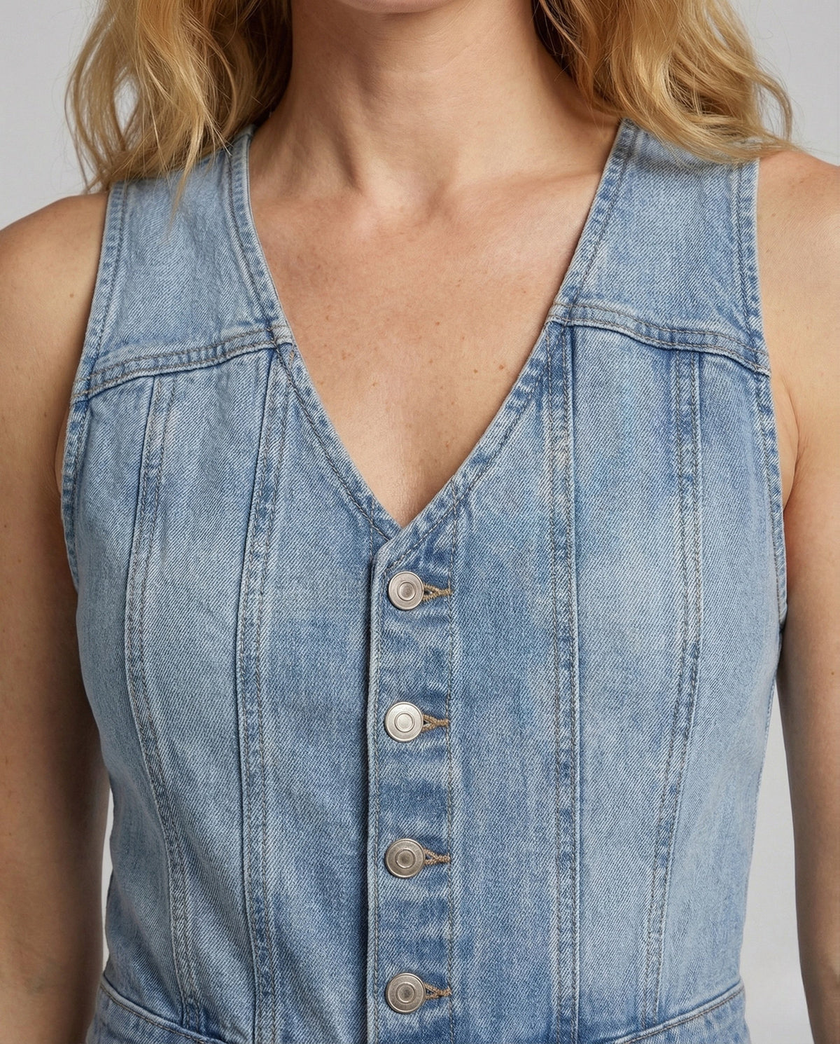 Women's Wide Leg Denim Jumpsuit with Fitted Button Front Bodice