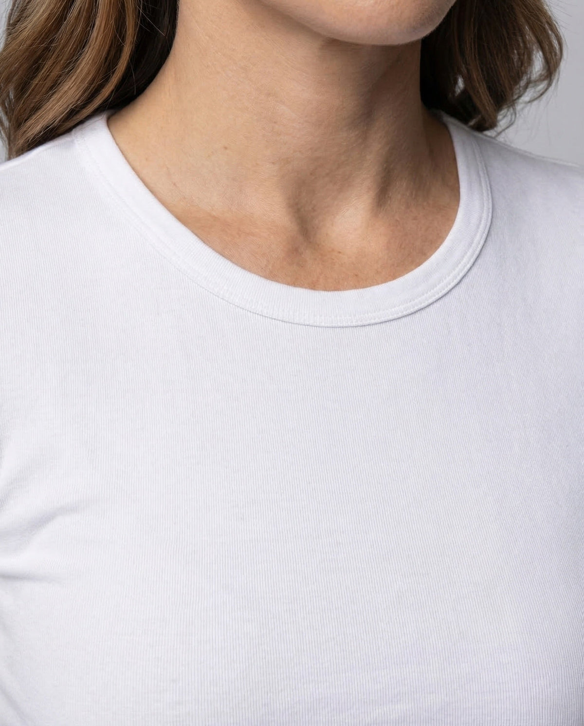 Women's Relaxed Mom Jeans with Turn-Up Hems