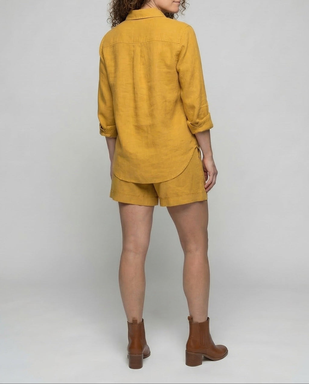 Women's Two-Piece Shirt and Shorts Set with Chest Pockets and High Waist