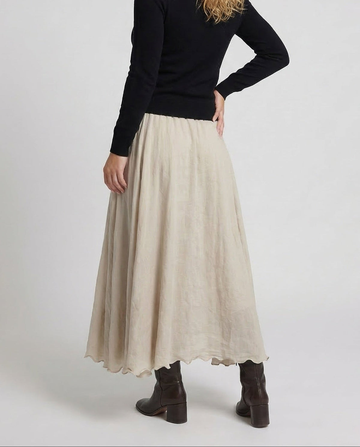 Women's Flowing Maxi Skirt with Softly Gathered Waist and Textured Finish