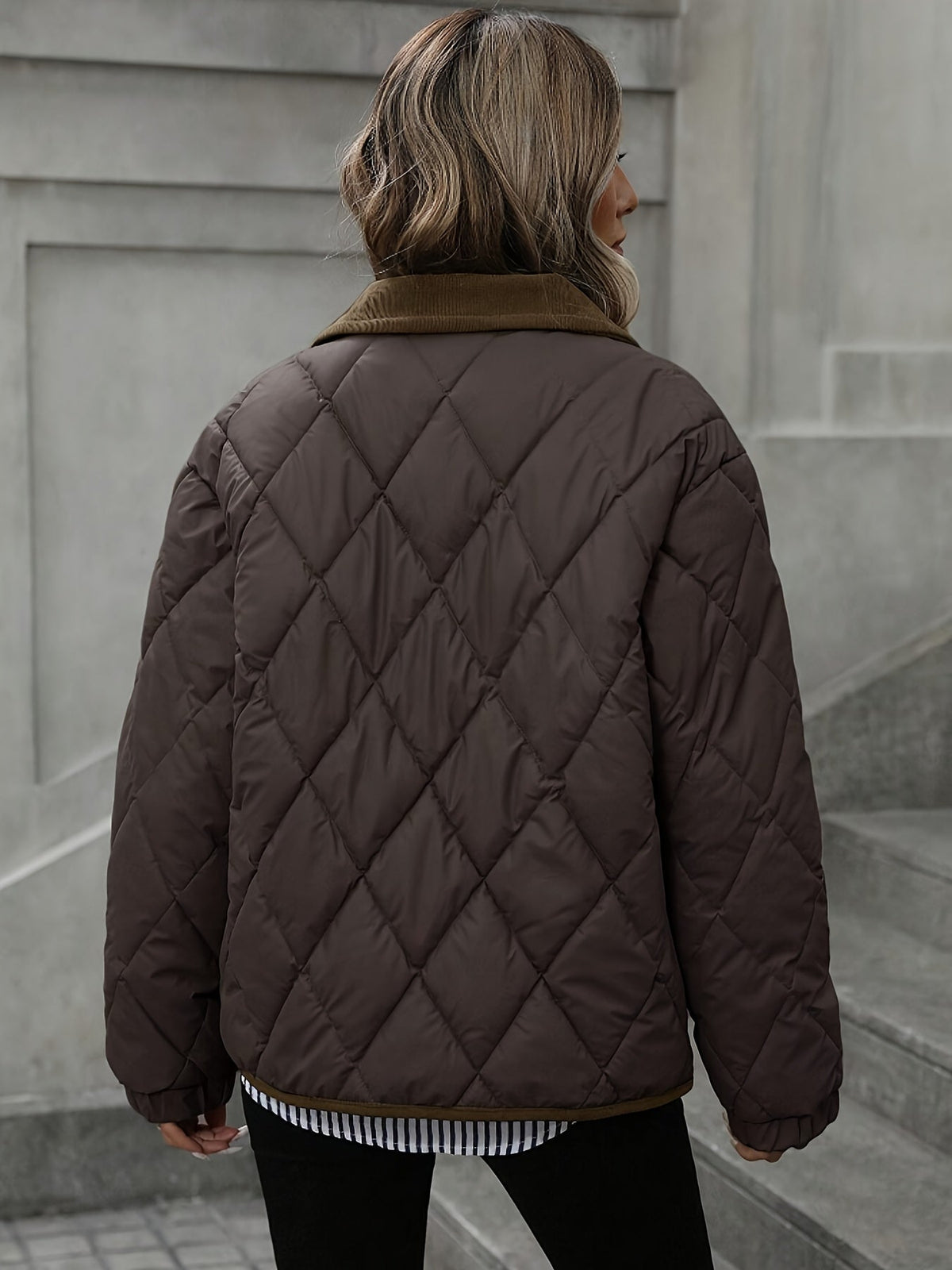 Women's Diamond Quilted Padded Jacket with Contrast Collar and Patch