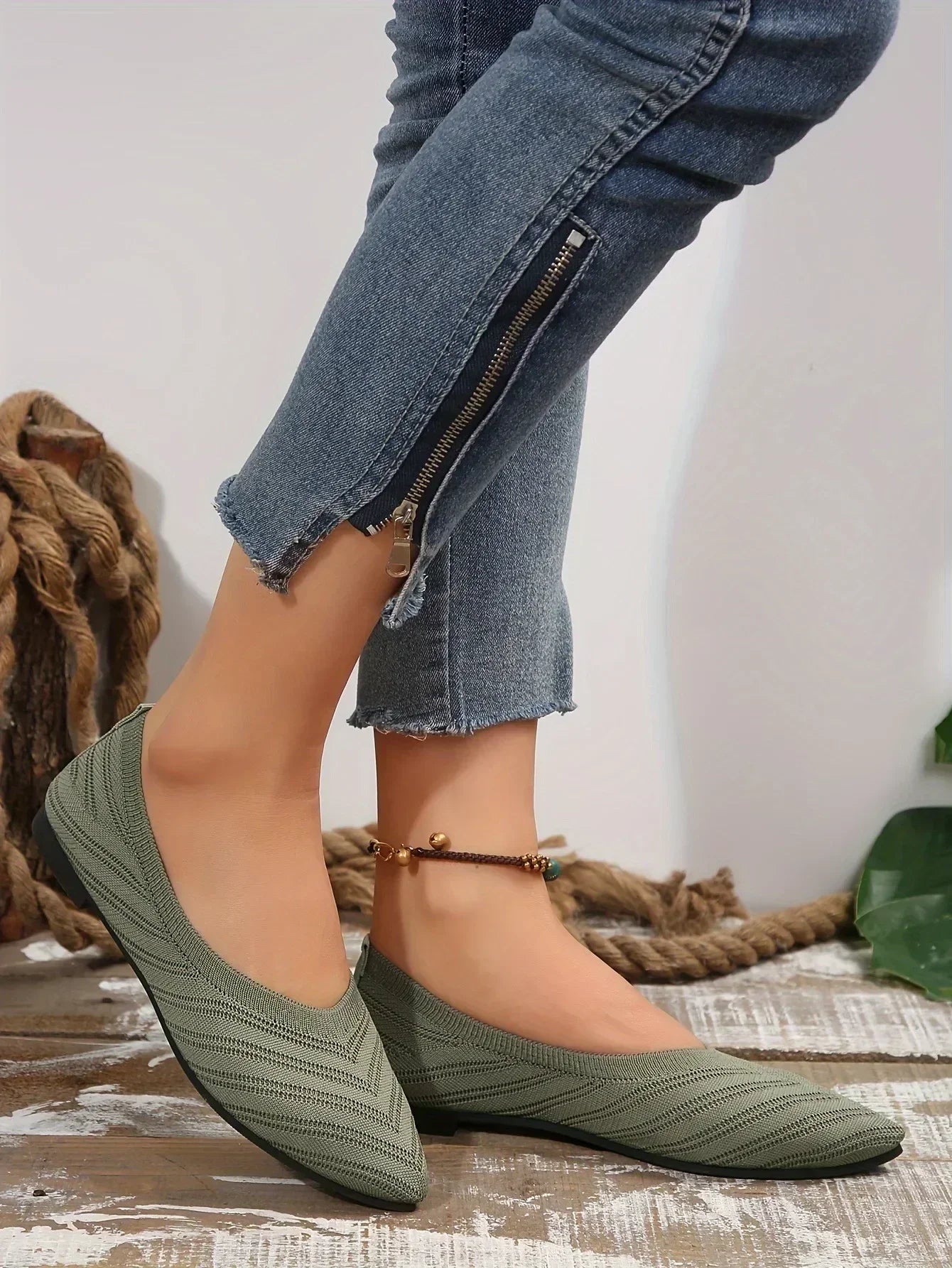 Breathable Knit Ballet Flats with Stretch & Comfort Sole – Pointed Toe Flats