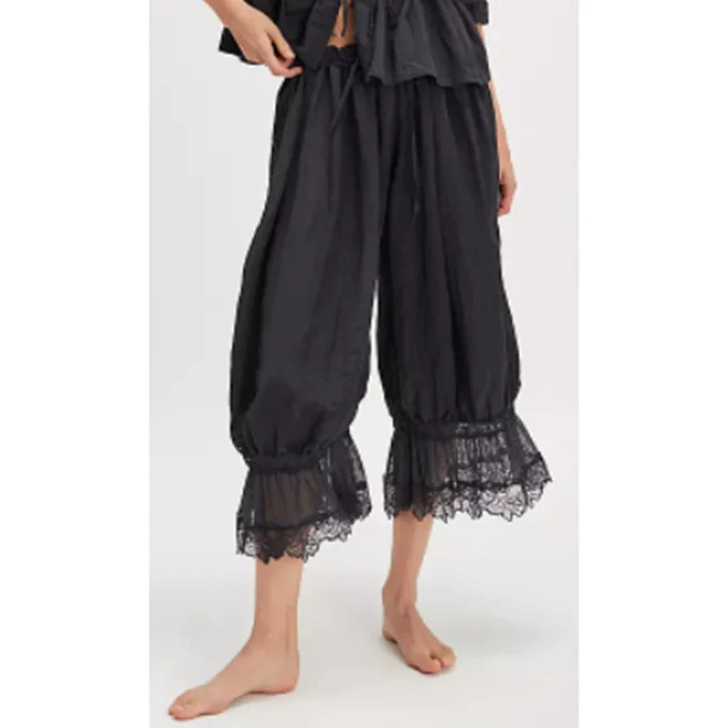Lace-Patchwork Cropped Bloomers with Drawstring Waist