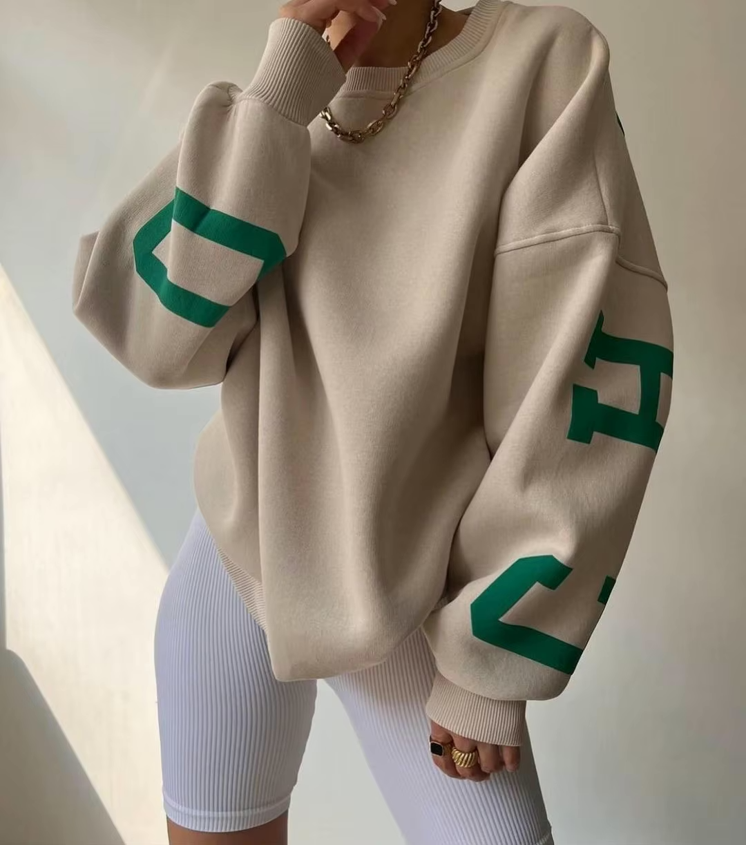 Chicago Print Oversized Sweatshirt – Soft Cotton Blend Streetstyle Jumper
