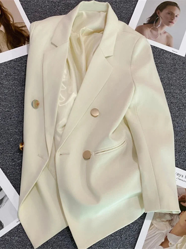 Double-Breasted Blazer – Refined Structured Tailoring | Meave & Ivy