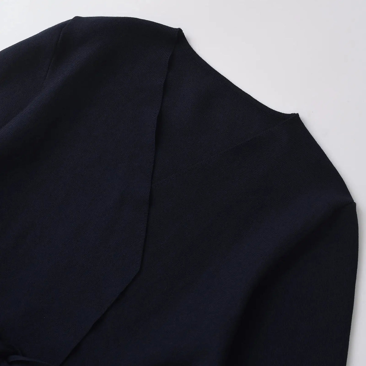 Shoulder-Pad Knit Blazer – Sculptural Belted Statement Jacket | Meave & Ivy
