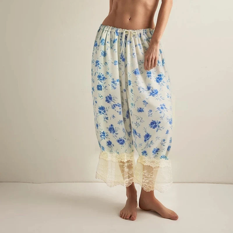 Lace-Patchwork Cropped Bloomers with Drawstring Waist
