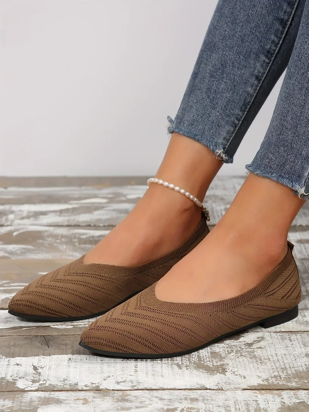 Breathable Knit Ballet Flats with Stretch & Comfort Sole – Pointed Toe Flats