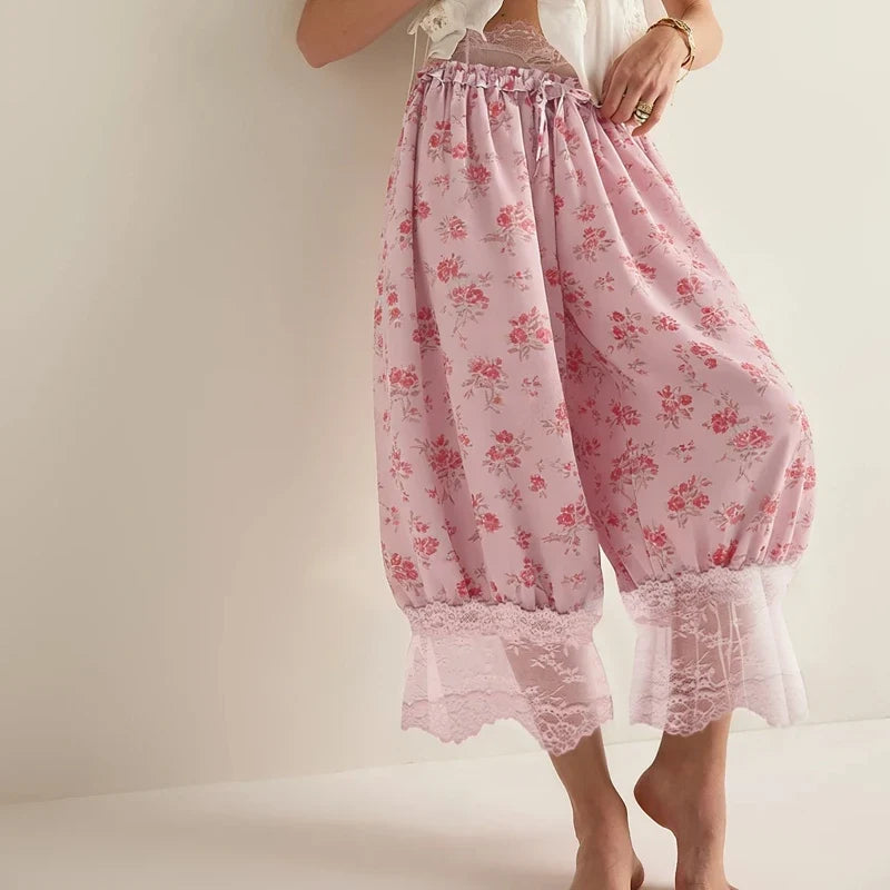 Lace-Patchwork Cropped Bloomers with Drawstring Waist