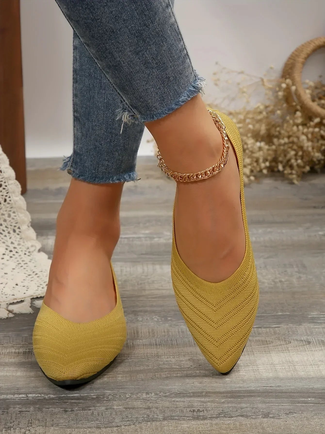 Breathable Knit Ballet Flats with Stretch & Comfort Sole – Pointed Toe Flats