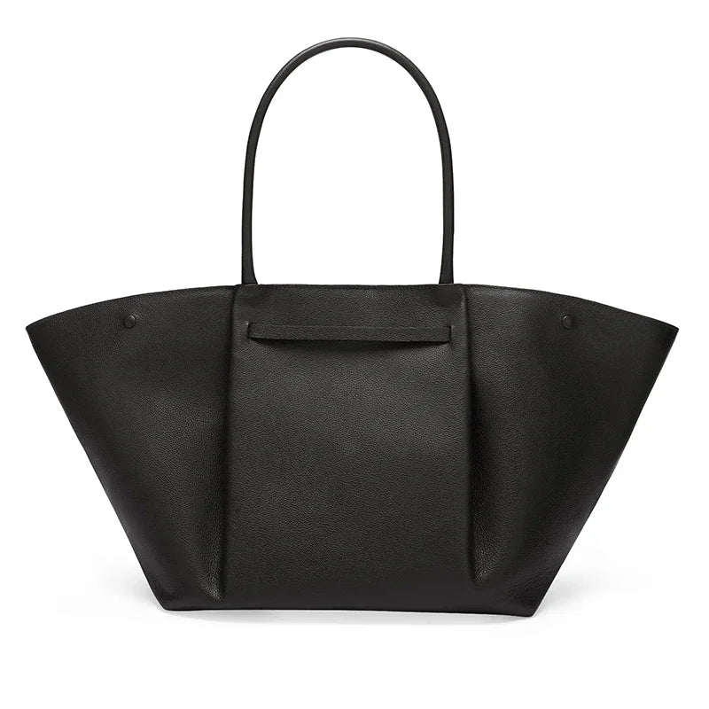 Luxury Tote Bag with Gold Clasp – Timeless Structured Handbag