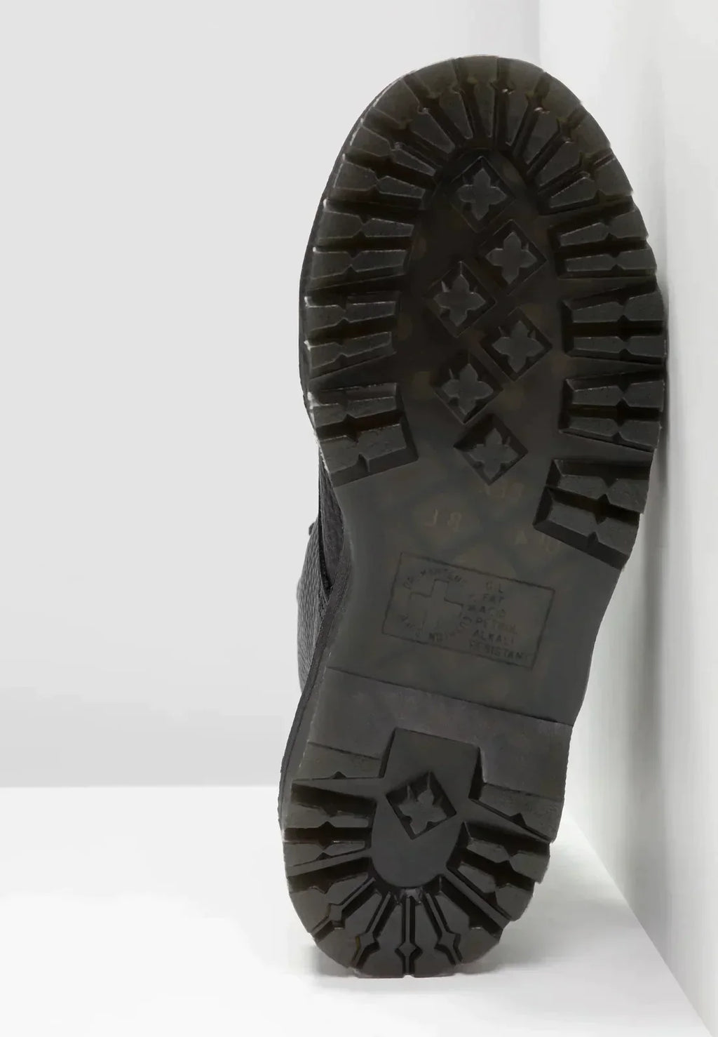 Chunky Zip-Up Boots – Edgy Platform Boots