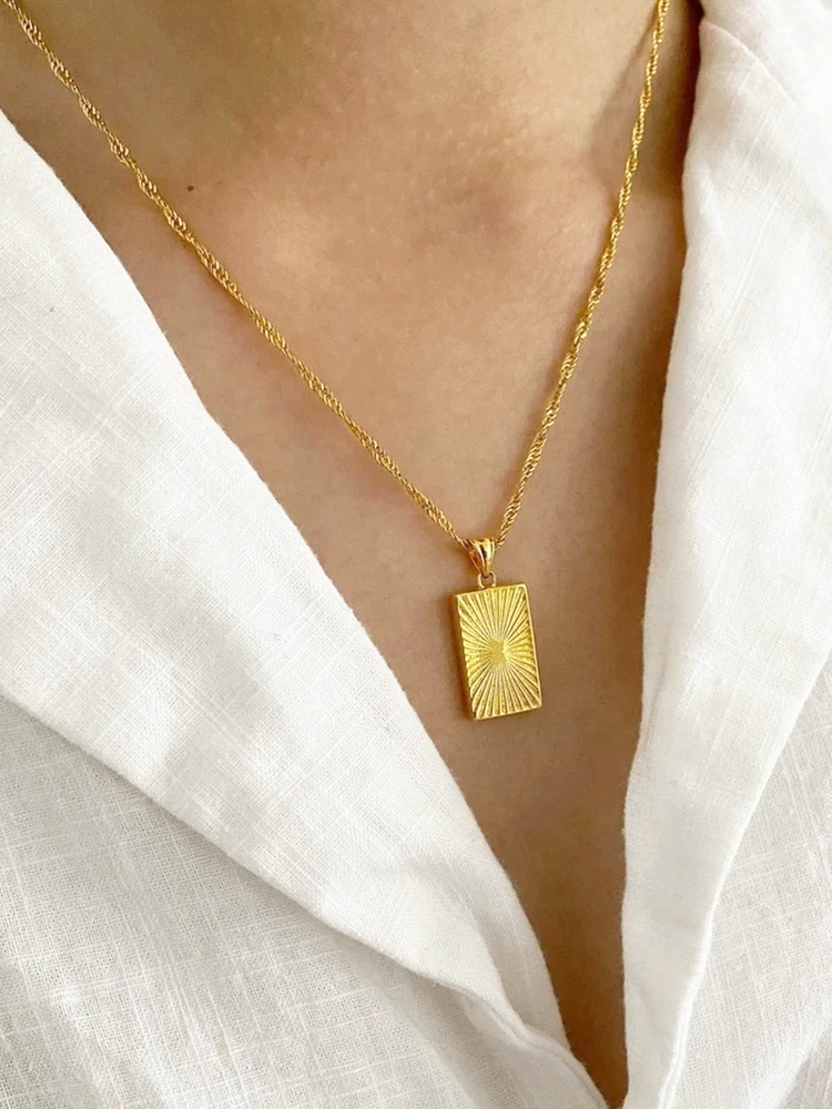Gold Rectangle Charm Necklace – Minimalist Pendant Necklace