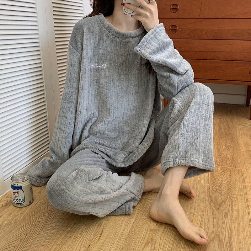 Women's Ribbed Fleece Long-Sleeve Top and Trousers Set
