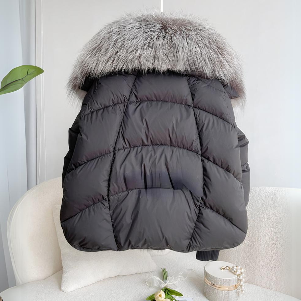Women's Cropped Puffer Winter Jacket with Oversized Faux Fur Collar