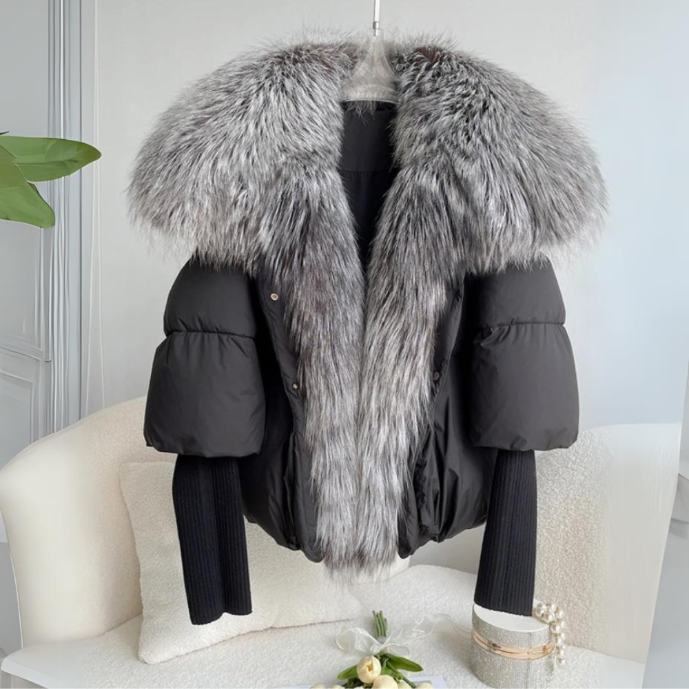 Women's Cropped Puffer Winter Jacket with Oversized Faux Fur Collar