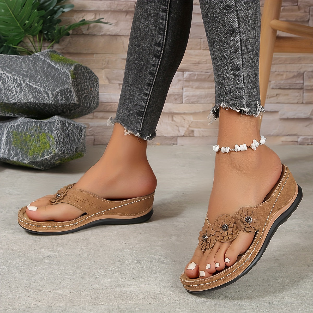Floral Toe-Post Orthopedic Sandals