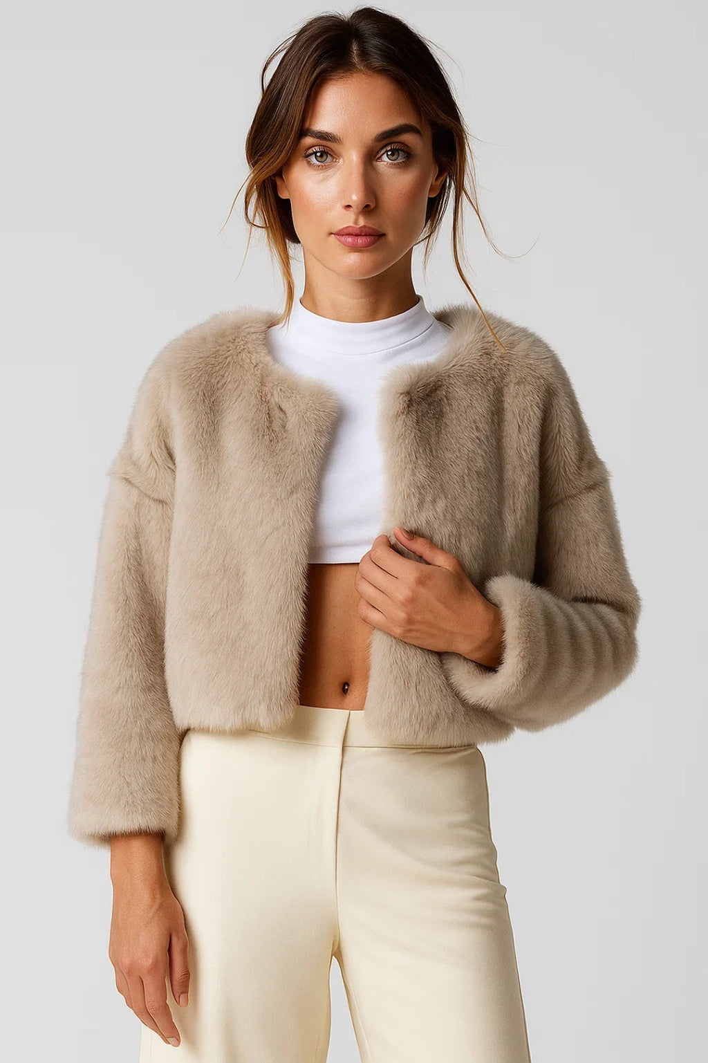 Cropped Teddy Jacket – Soft Plush Texture