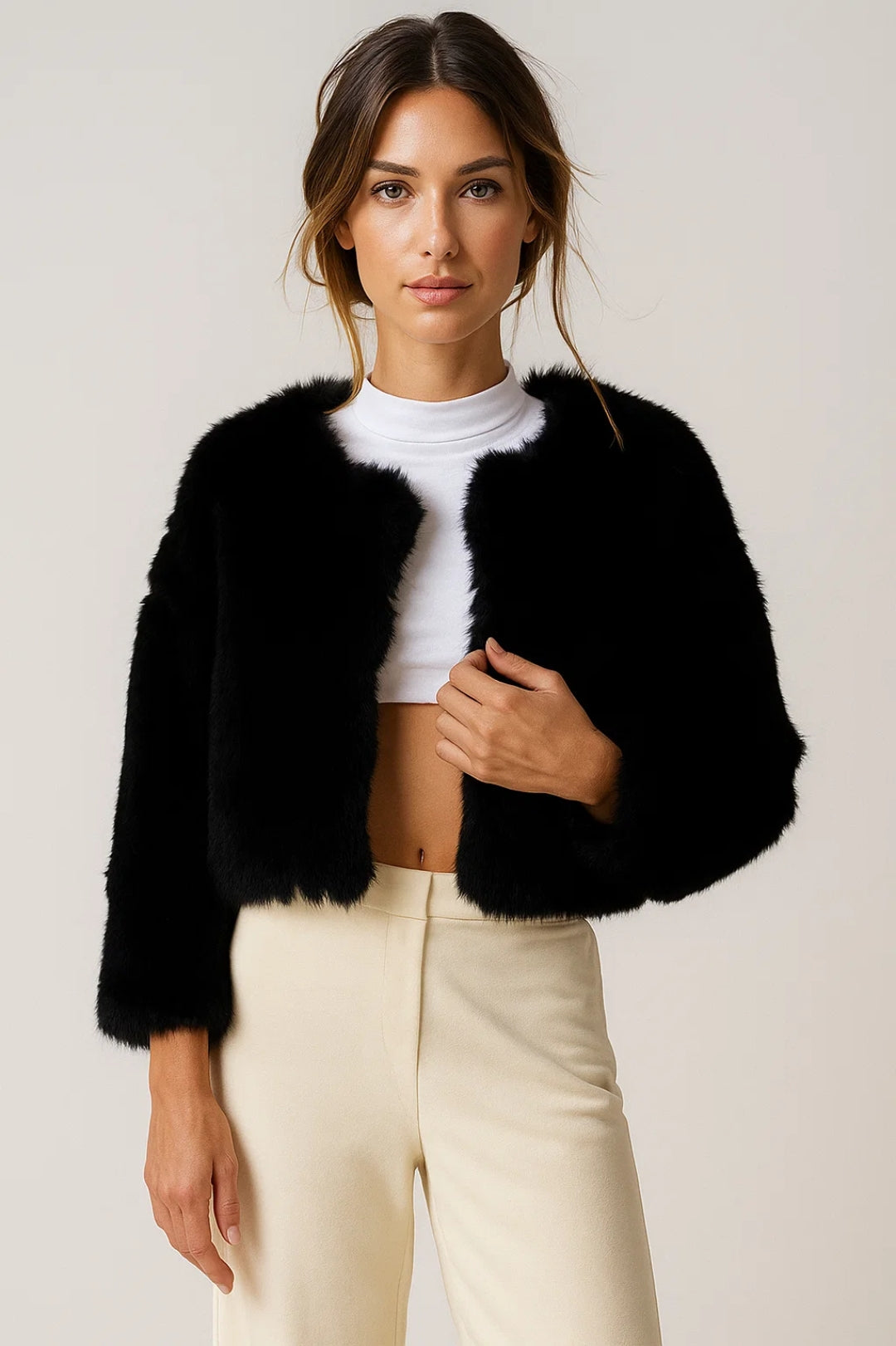 Cropped Teddy Jacket – Soft Plush Texture