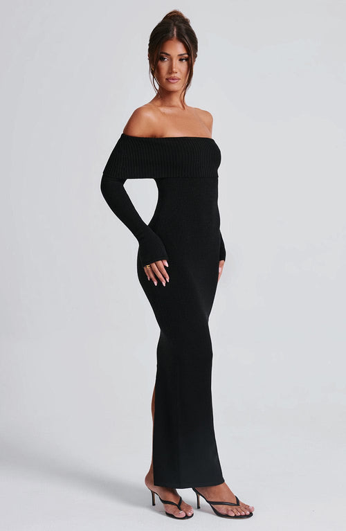 Czarna dzianinowa sukienka maxi Bardot – elegancka wieczorowa sukienka dopasowana | Meave & Ivy