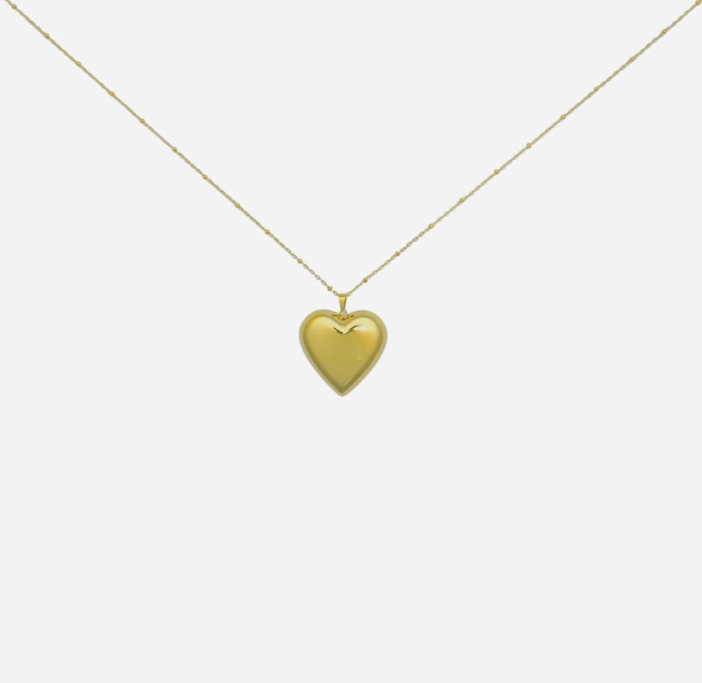 Gold Heart Pendant Necklace – Minimalist Love Necklace