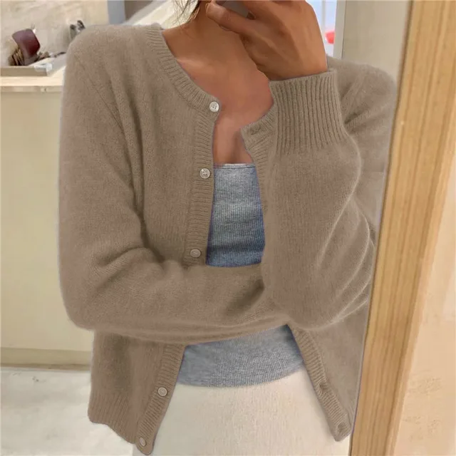 Women's Fine-Knit Button-Up Cardigan – Soft Round-Neck Long-Sleeve Layer